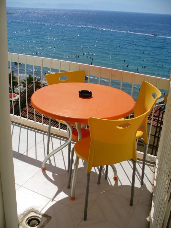 Kibar Apart Pansiyon Kusadası Cameră foto